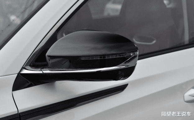 三菱欧蓝德|长安终于成功了，30天狂甩22803台，品质不输汉兰达，仅售9万