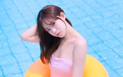 「防晒」游泳时如何做好防护，做到这几点尽情嗨，靓仔美女养成记