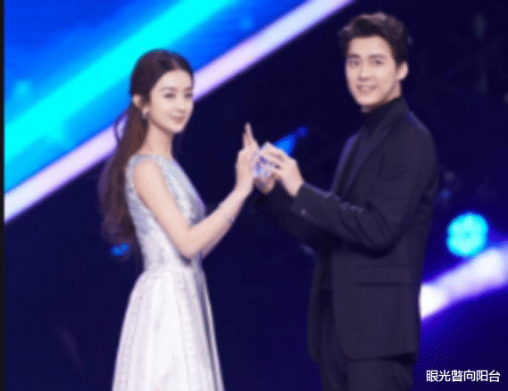 赵丽颖■赵丽颖被圈内群嘲了，和郑晓龙导演的合作，已经被无情取代了