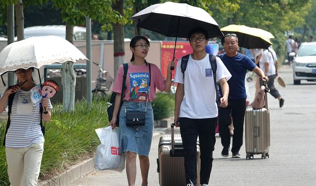 录取通知书|收到录取通知书,这3件事抓紧时间处理,不然可能会影响报到!