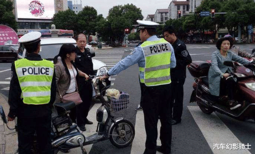 [新车]头盔还没买到，电动车新规又来，车主怒了：我不骑还不行么！