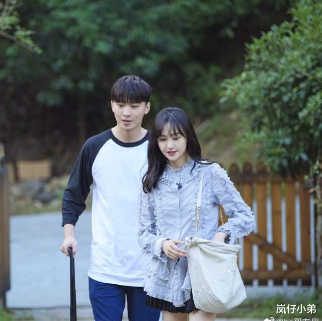 郑爽|郑爽前男友发文疑似二人早已结婚生子，回顾过去微博，简直细思极恐！