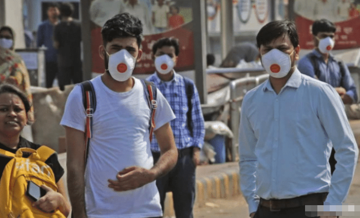 「美国」13亿大国被特朗普逼急了，打响“反美”第一枪：冻结美国企业资金！