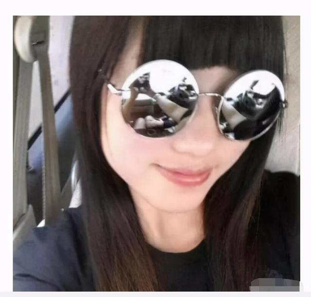 央视|“新闻联播的背景为什么放那么多电视呢？”哈哈哈不愧是央视！