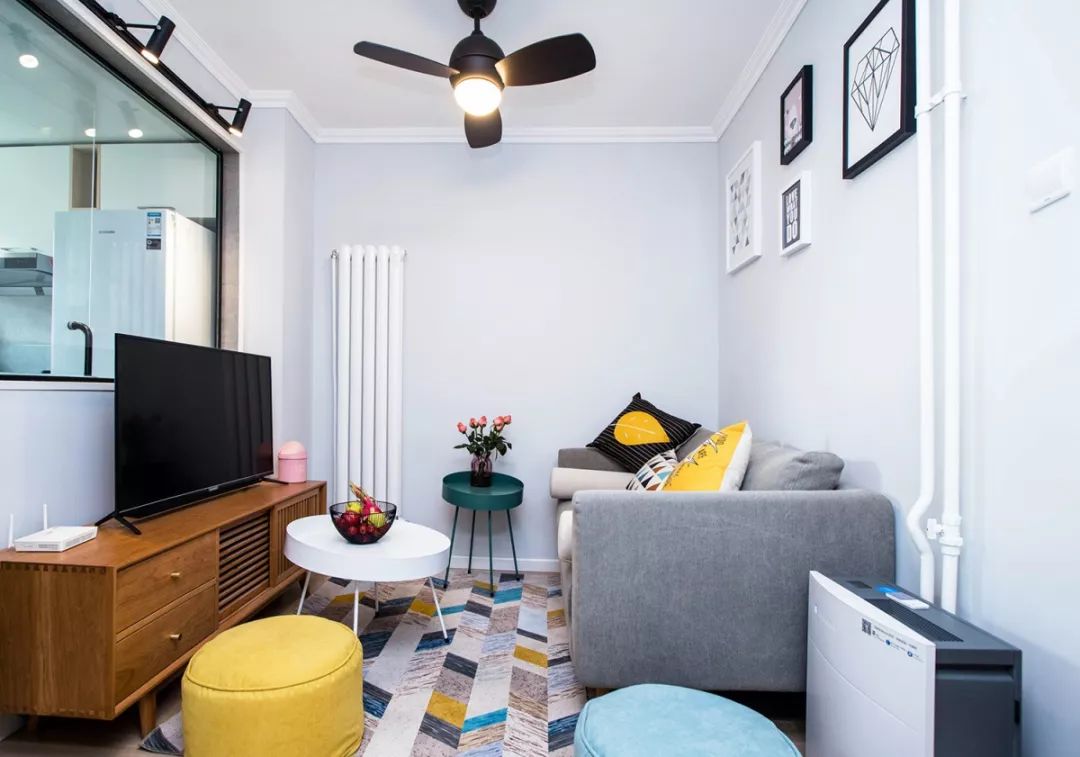 |40㎡温馨单身公寓，户型虽小也算有房一族，父母都不操心相亲了