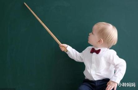 脑回路：小学生“0分”作文走红，脑回路清奇气坏老师：智商太高我教不了