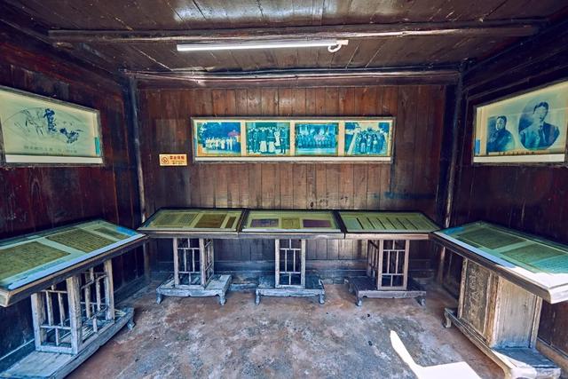 凤凰古城|凤凰古城旅游为何频频招黑？停车费真的很高吗？