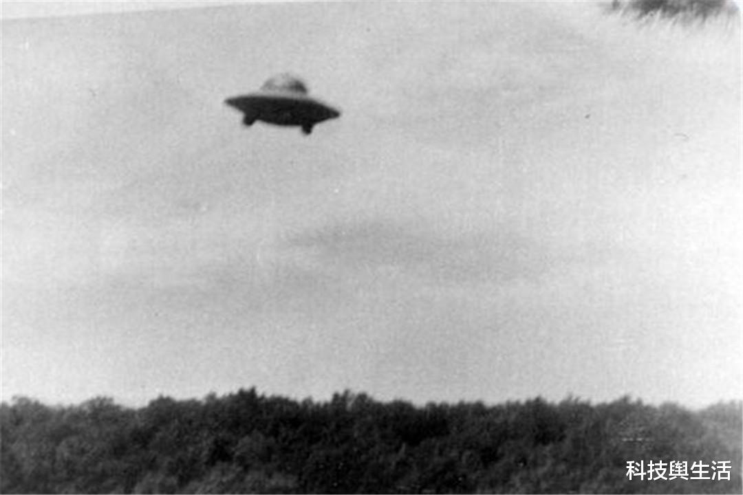 外星人|4000年前的古城，疑似挖掘出外星人残骸，传闻中有“时空之门”！