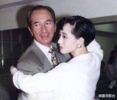 『何猷君』何猷君官宣遗产分配完毕,自悬赏1亿找“私生子”后,再悬赏6亿元