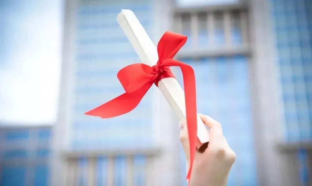 考试|高考结束别急着浪！成绩出来前，这四件事千万别忽视！影响上大学