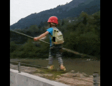 鱼片|“满心期待的玫瑰蛋糕，打开包装一看……”我差点哭了