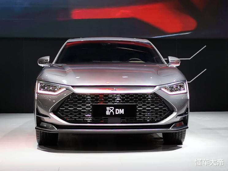 「混合动力」比亚迪汉混动版正式发布,外观设计说变就变,双擎四驱动力无惊喜