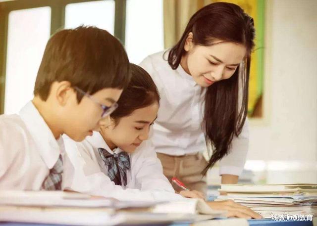 【】今年招收40多万毕业生补充教师队伍，一线教师：先从不让教师送外卖开始吧