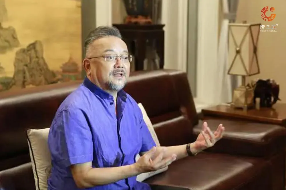 ##王刚频频购买天价和田玉，其背后的秘密是......