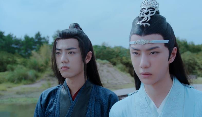 [台湾]《陈情令》蓝湛一生只戴过3个发冠，看到第3个，才知对魏婴的情