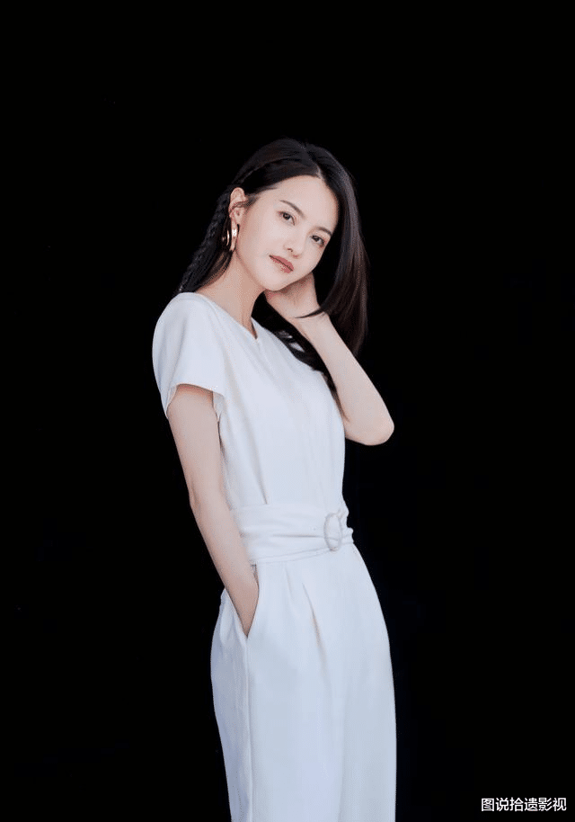 『张芷溪』别人捧不红自己,就自己花钱买原著、自己写剧本的女星改编聊斋的新戏杀青了