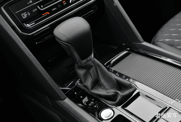 丰田汉兰达|从28.89万跌到24万，成良心中大型SUV，配2.5T，买它要啥汉兰达