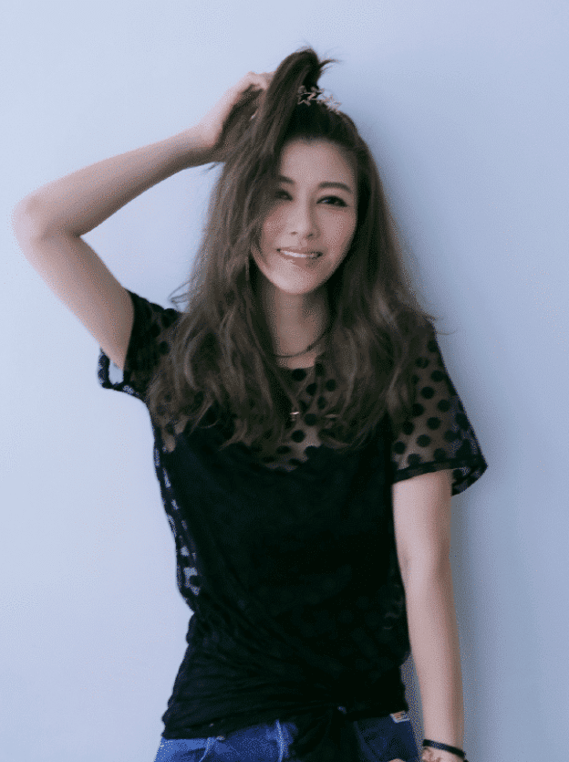 『玉女掌门人』香港“玉女掌门人”身体机能23岁，婚后不拍爱情片，怪不得老公宠上天