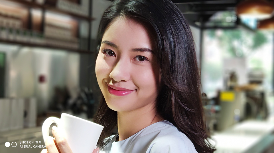 小米科技|小米史上永远的神！打不死的小强，小米8手机测评