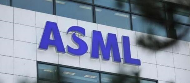 芯片|斥资超过440亿，采购55台顶级光刻机，这才是中国最强芯片巨头