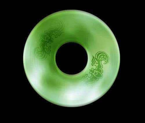 「属蛇」进入下半年，3生肖倒霉运尽消，出门见喜鹊，求财遇机遇，了不起！