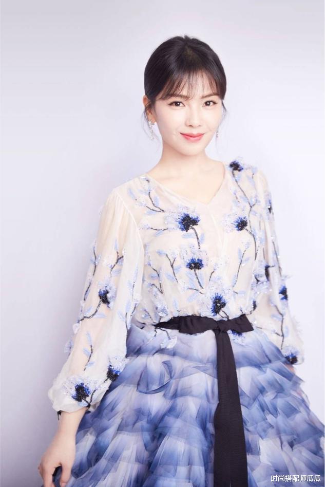 刘海|?你适不适合有“刘海”?看完这3点就懂了,留错难看还显老