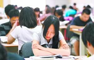 『应届生』仝卓事件最终演变为坑爹，只有应届生可报考的院校专业，全面了解