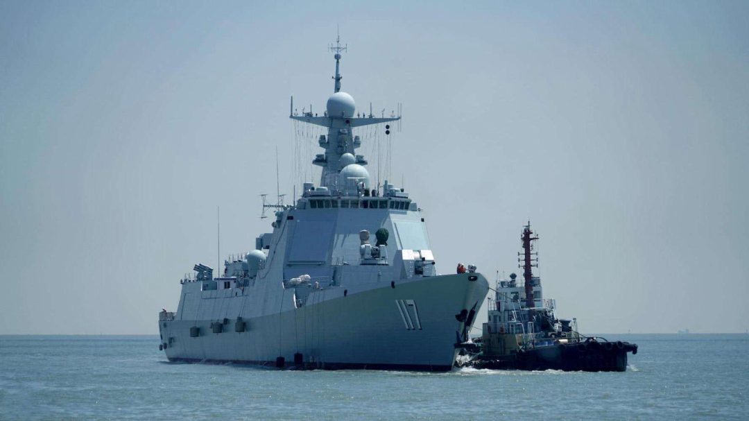 驱逐舰|中国明明有了055驱逐舰，为什么还要大量建造052D？