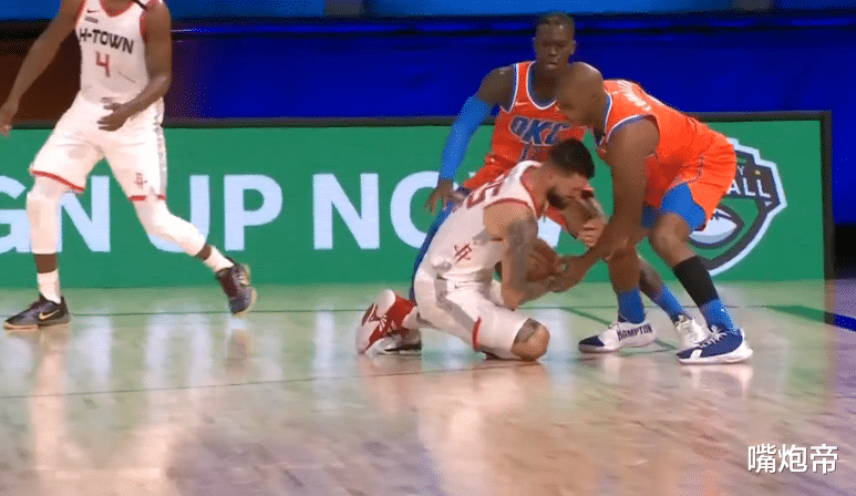 詹姆斯·哈登|大冷门，哈登半场三分7中0，双核全铁还能赢，轰17+3+3让保罗绝望