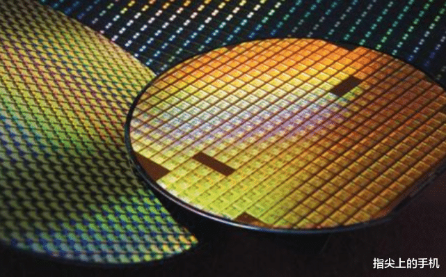 台积电|台积电失误，开出双倍薪资的大陆企业，挖走了台积电100多名员工