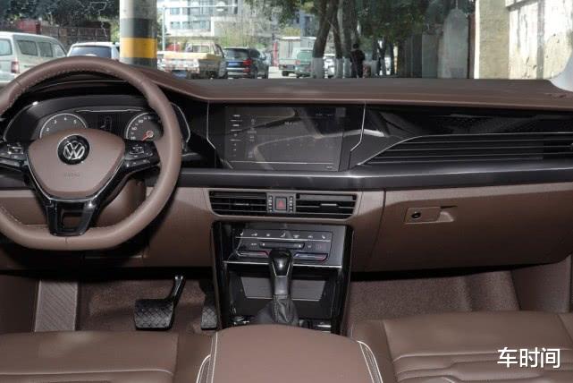 大众汽车▲终被国人捧红，30天卖15805台，长4米9异响接近零，油耗仅6.3L