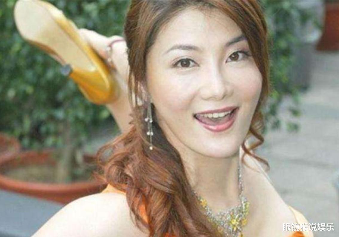杨丽菁|拍戏导致瘫痪的杨丽菁，遭小鲜肉索赔30万，如今被闺蜜坑惨了