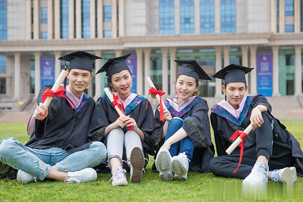 软件工程|什么专业有“钱途”?2020年本科就业“绿牌专业”可参考!