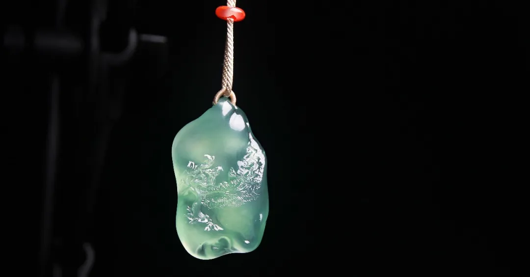 「」极品晴底金丝翡翠片料，私人定制雕刻捕鱼题材，让你看到什么叫精品！