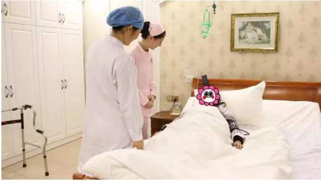 关山老师育儿|父母意外去世，20岁姐姐继承遗产拒养1岁弟弟，网友评论两极分化