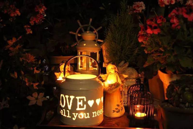 @7㎡迷你“阳台造园”：小阳台这样布置，也能美成的花园