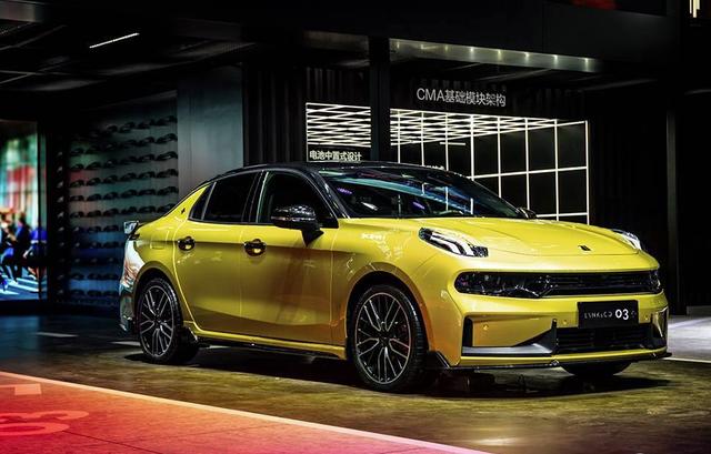 「领克03」领克03+山路翻车,维修费用或超10万!就问车主怕不怕?