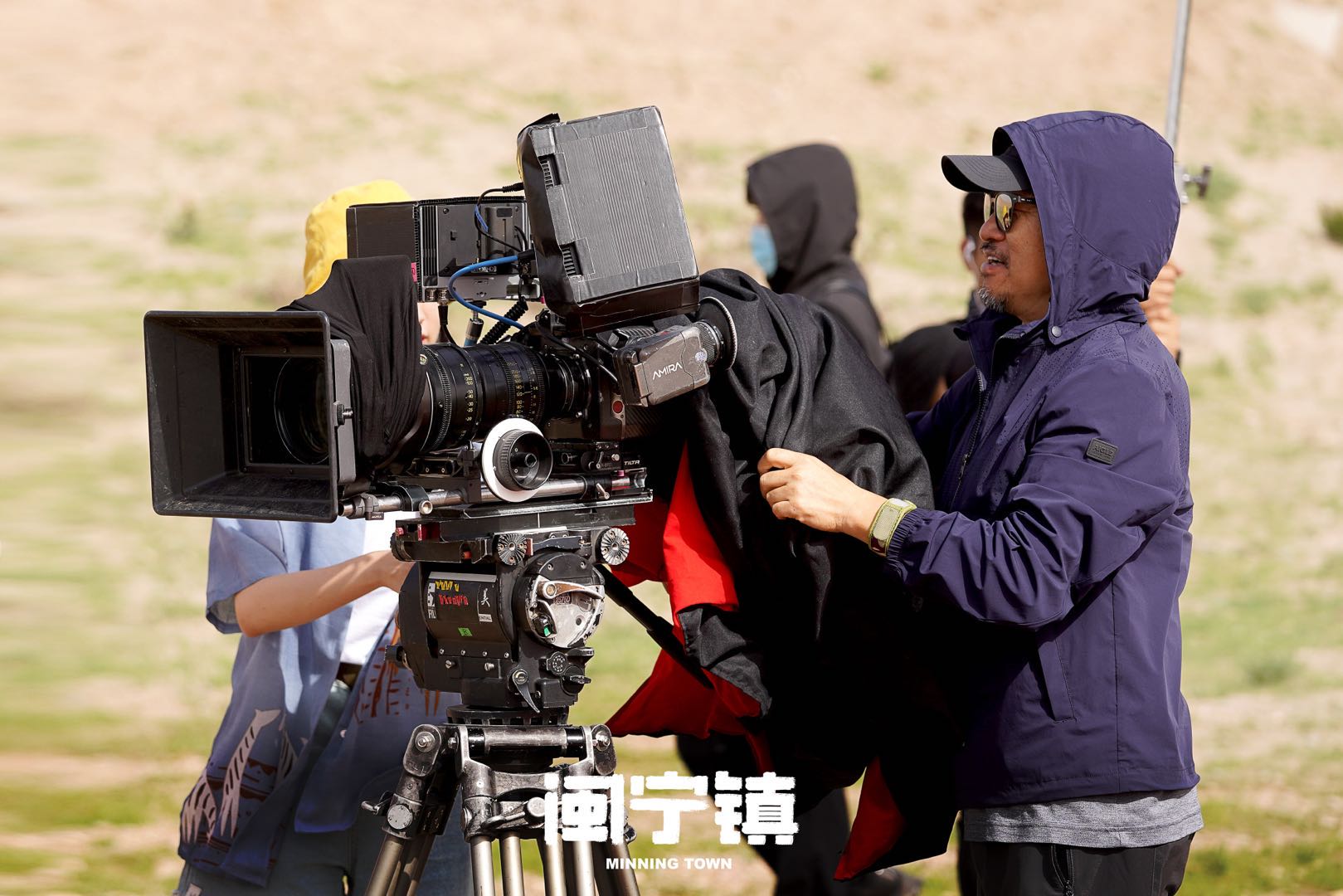 片花|《父母爱情》导演新剧未播先火？化妆真实片花中愣是没认出张嘉译