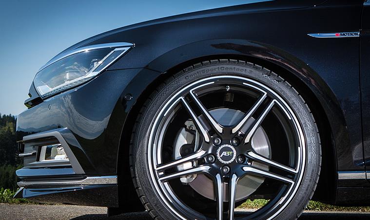 「大众帕萨特」最强旅行大众帕萨特来了！3.0T动力+四驱，新外观比雅阁还帅气！