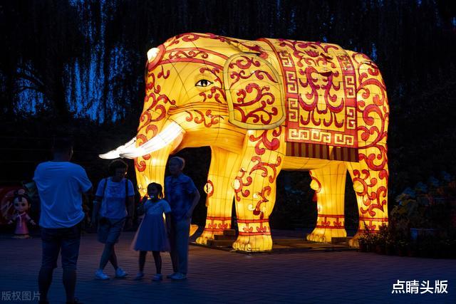 属鼠|9月至10月好消息一箩筐,心情倍爽,喜获枯木逢春的三大星座