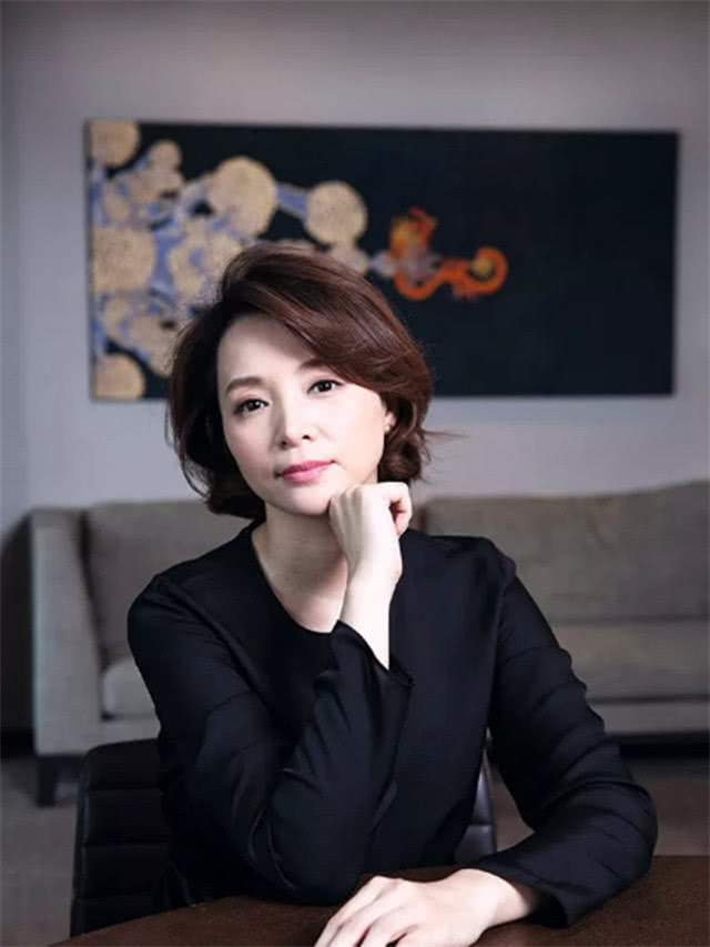 「董卿」网曝董卿售卖美国五千万豪宅，老公真实身份曝光