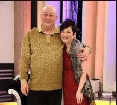 「金超群」“包青天”金超群，为演戏花光家产一生无子，遗言不准妻子改嫁