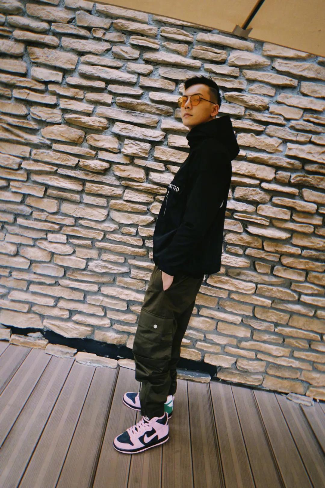 美杜莎|36岁陈伟霆：我腹肌8块、球鞋81w、拒绝欧阳娜娜…