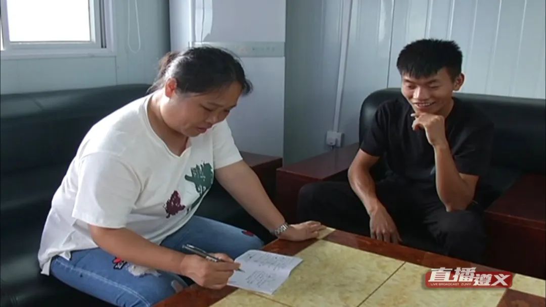 贵州|放弃10000月薪，贵州小伙回家乡种西瓜，如今收益百万