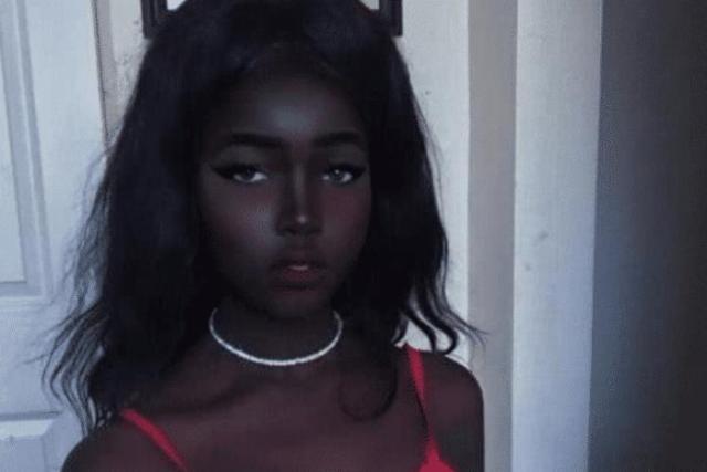 卸妆|非洲“第一黑玫瑰”卸妆之后，颜值很逆天！网友们：这涂的是什么粉底？