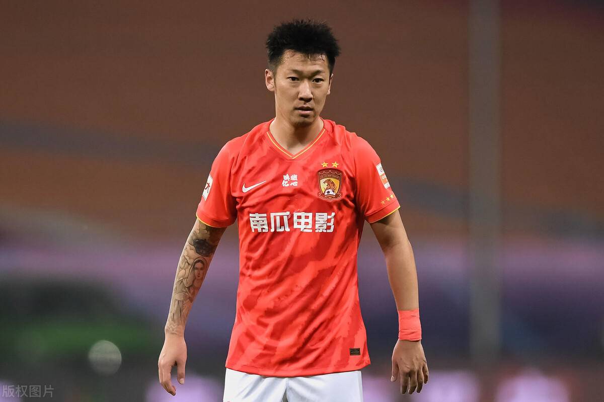 广州恒大|眼前一亮！徐新本轮世界级直塞差点助队友得分，表现已征服球迷