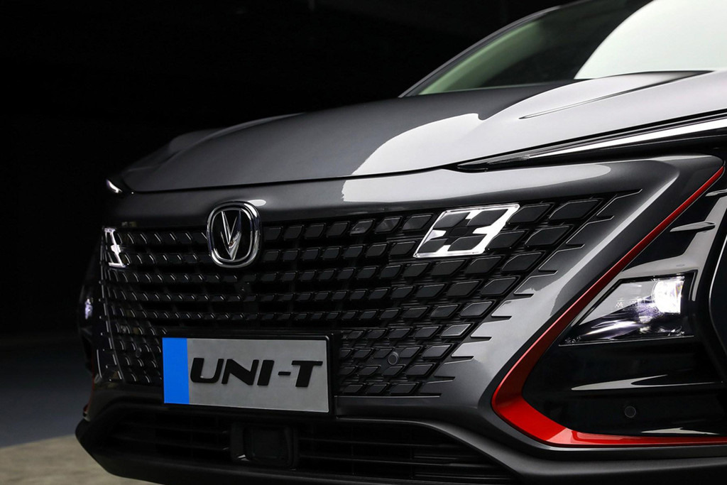 长安汽车|长安汽车，越来越风光了，也开始有些飘了！