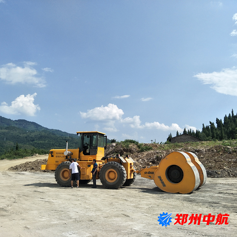 冲击压路机ONE 梅花碾冲击碾压施工工艺与高速公路的关联