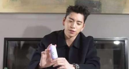 [血糖]李佳琦晒出一款液体牙膏，王大陆对它爱不释手，用后大黄牙变白了