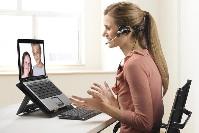 【】领导说“辛苦了”怎么回？回答不辛苦的员工最傻，高情商的这样回